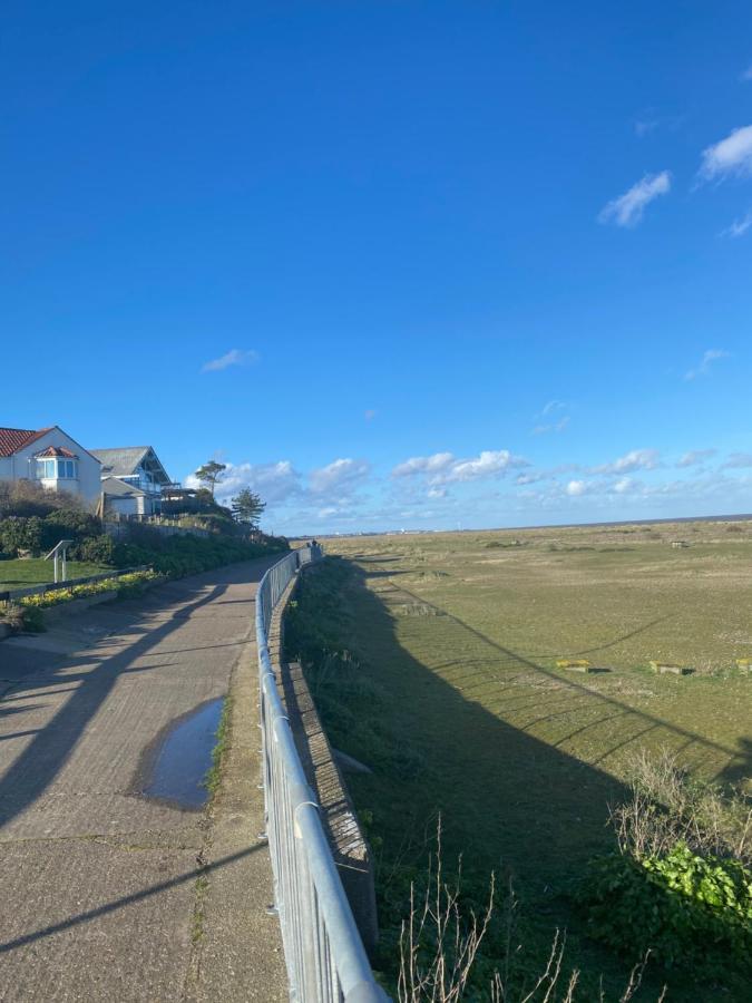The Old Surgery In Kessingland Villa Lowestoft Exteriör bild